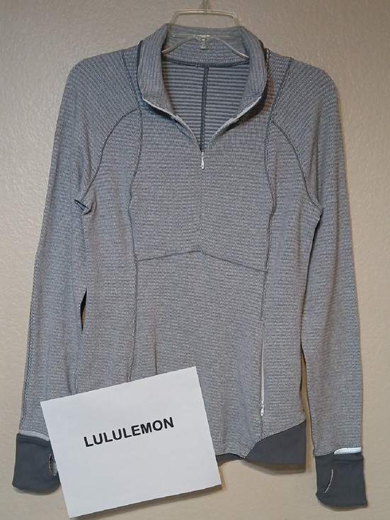 lululemon athletica Tops - LULULEMON SPORTS TOP